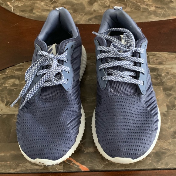 Adidas sneakers - Picture 1 of 3